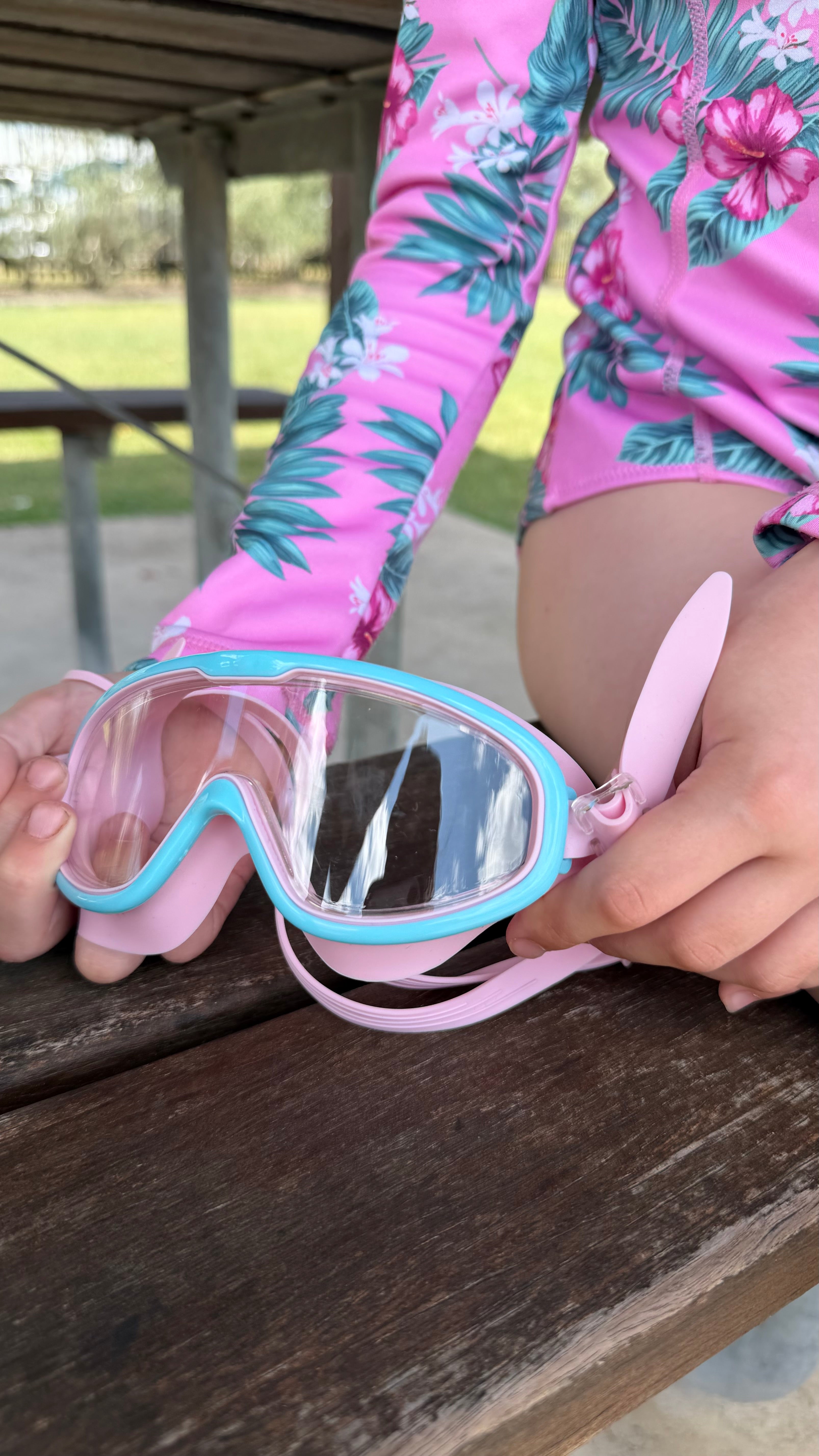 JOEYZ™ Kids Swimming Goggles with Earplugs