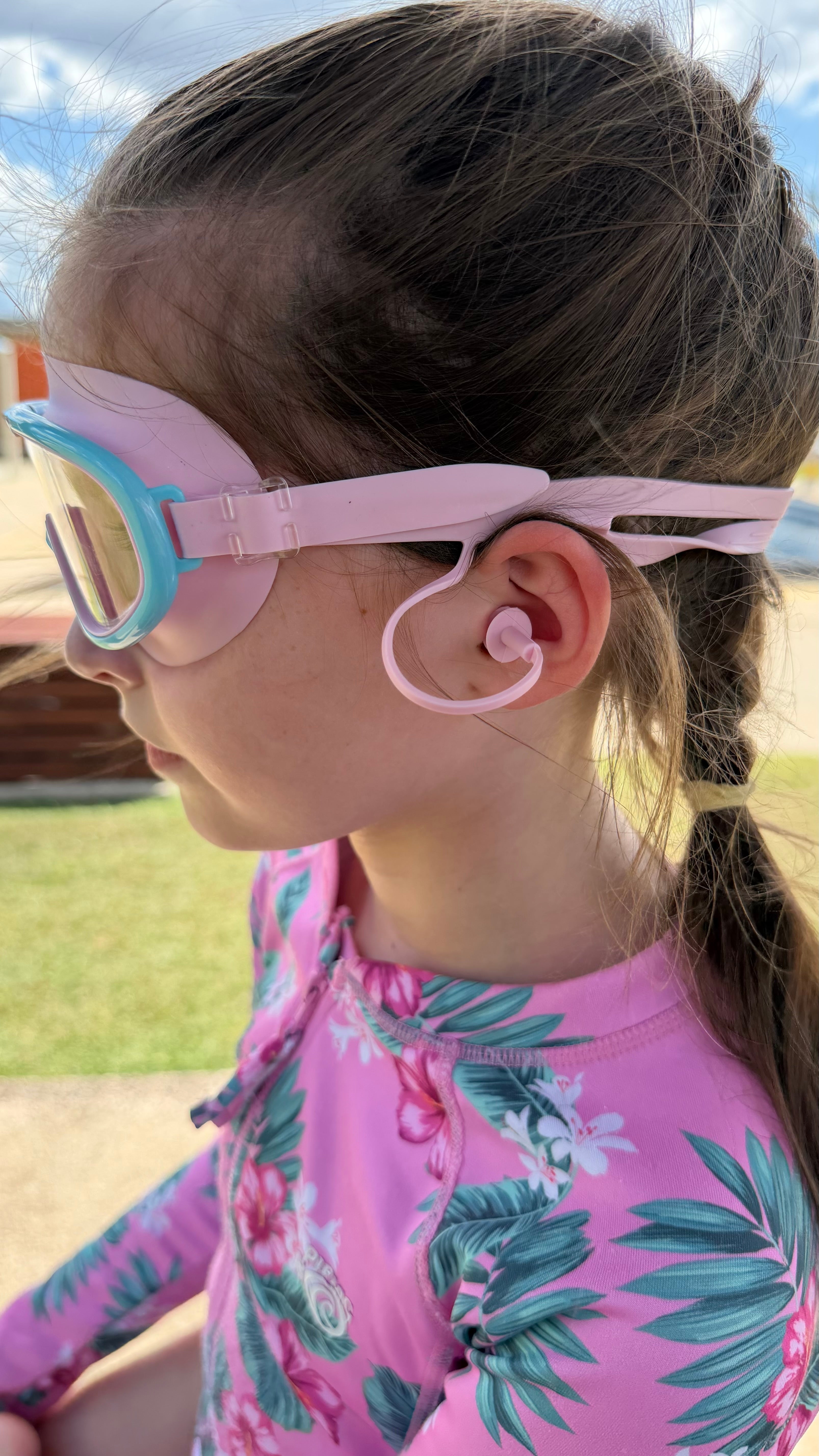 JOEYZ™ Kids Swimming Goggles with Earplugs
